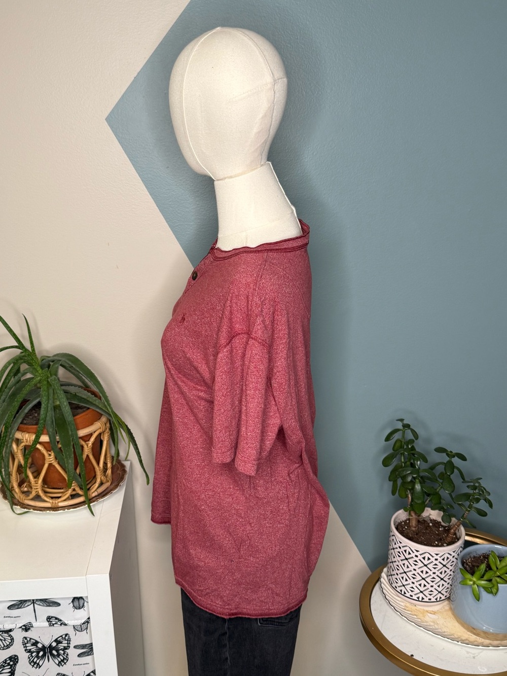 Abercrombie Classic Burgundy Henley Tee L - Picture 3 of 10